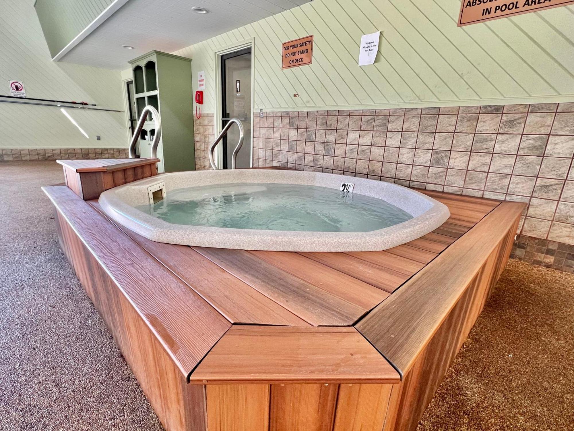Town & Country Inn & Resort Gorham Luaran gambar
