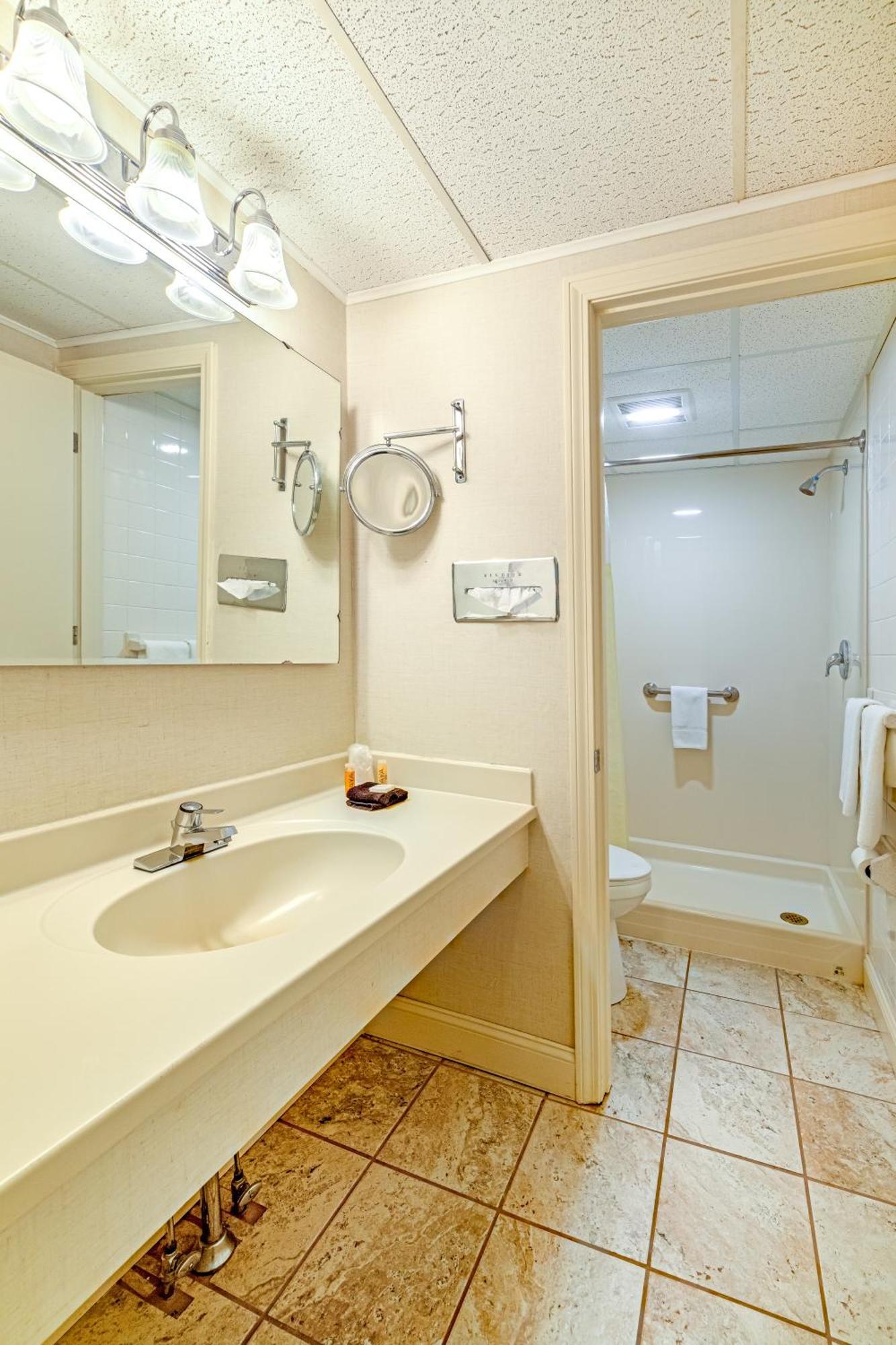 Town & Country Inn & Resort Gorham Luaran gambar