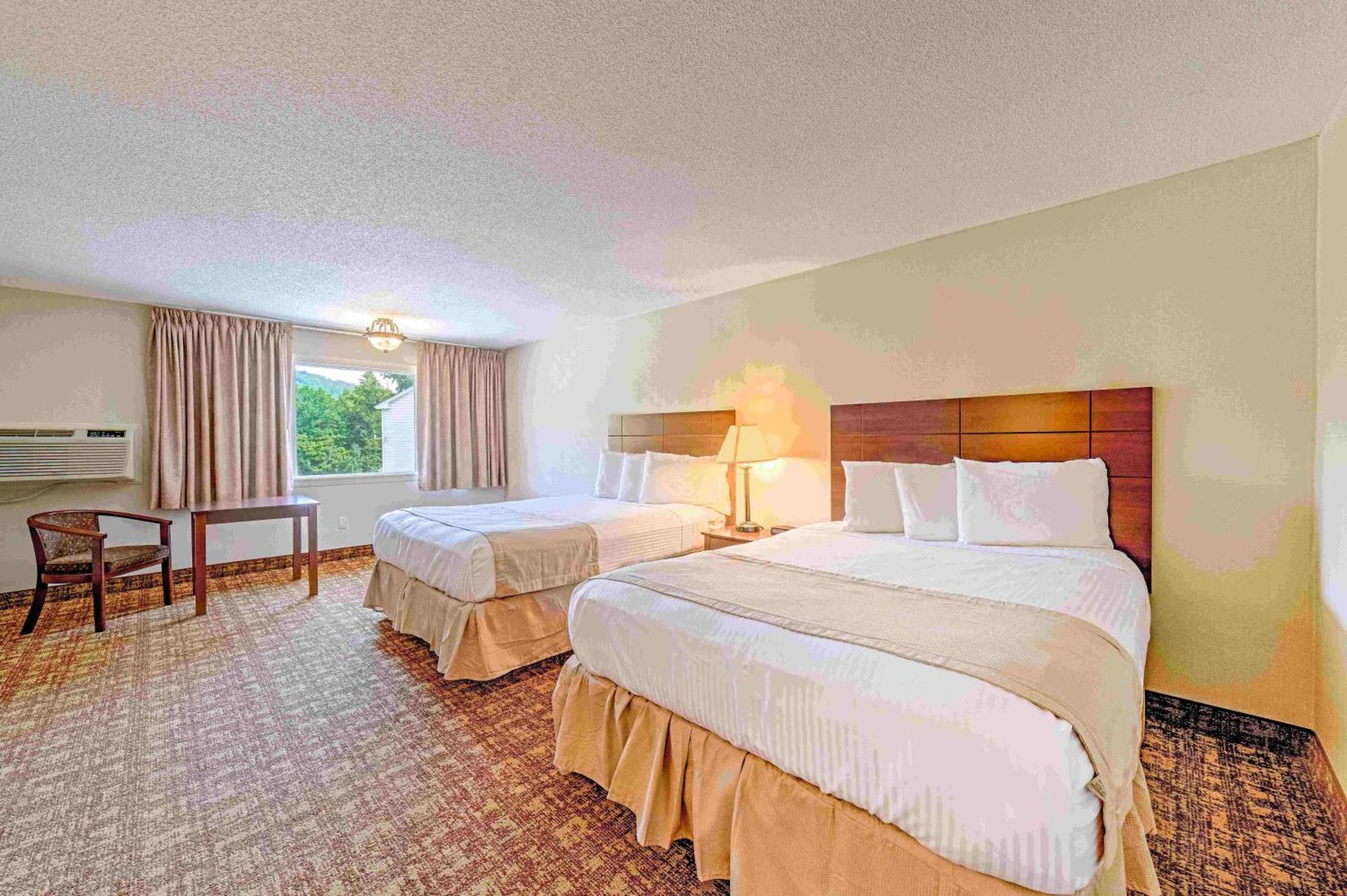 Town & Country Inn & Resort Gorham Luaran gambar